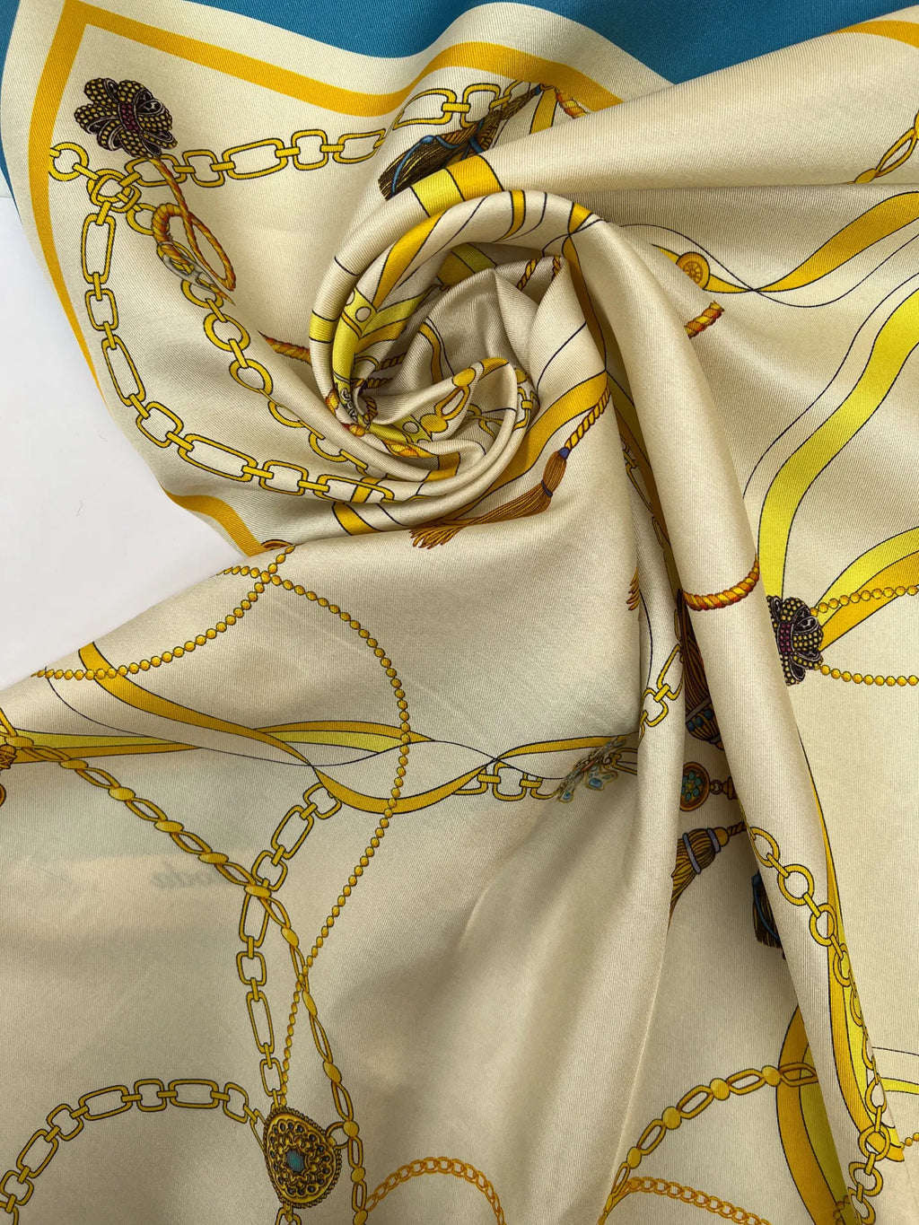 Abstract Beige  Foulard DS05