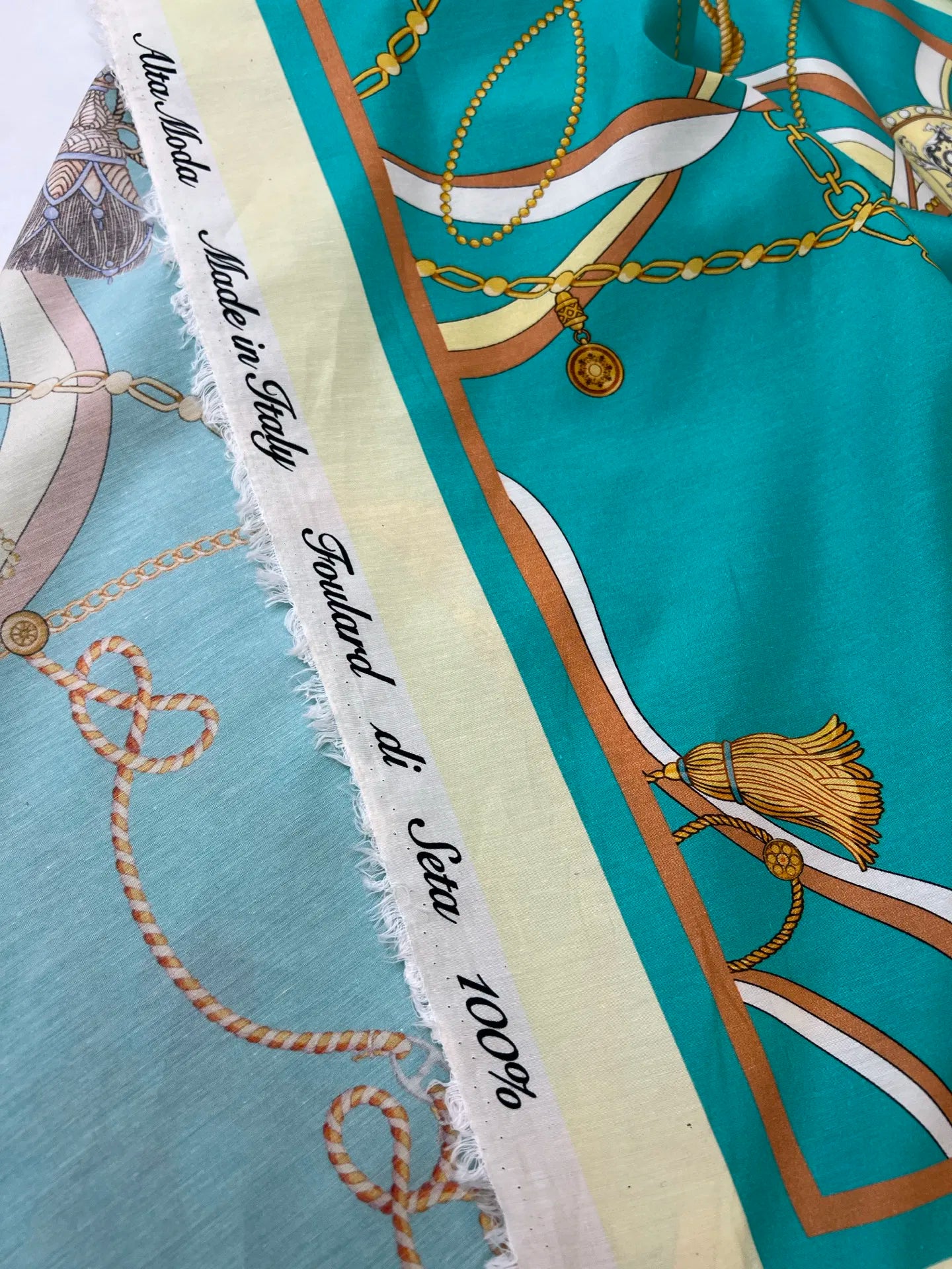 Abstract Green Foulard  DS04
